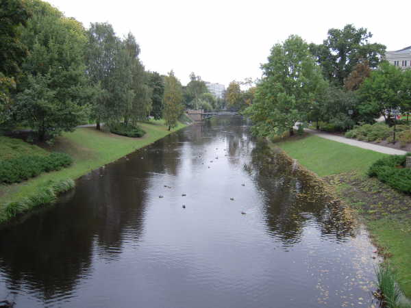 City Canal parks 1259